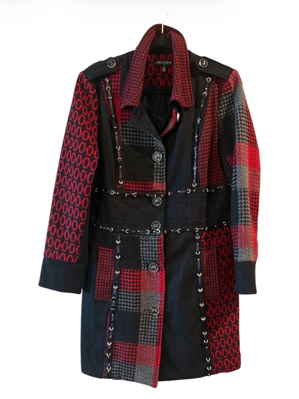 Linea Domani Limited Collection
Patchwork Wool Coat Red Black
Size 12